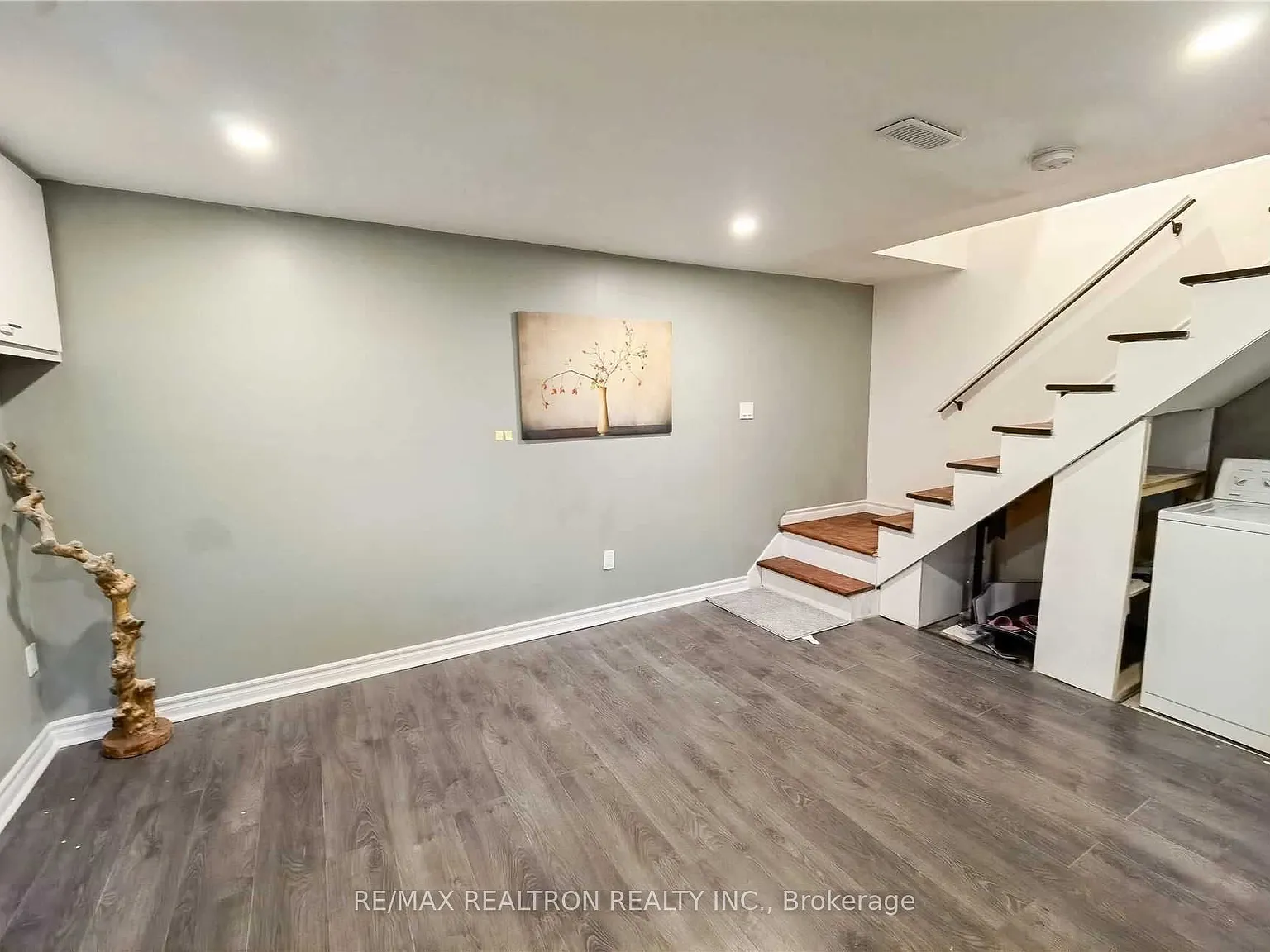 2 bed, $1,400 — Photo 3
