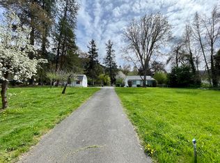 7015 Rogue River Hwy, Grants Pass, OR 97527