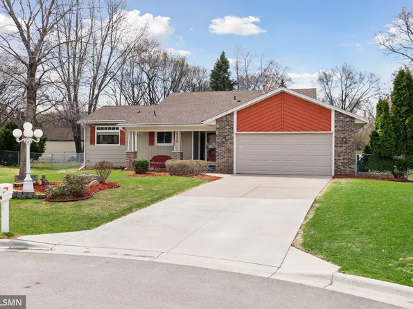 433 75th Ave N, Brooklyn Park, MN 55444