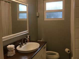 2 S 13th St, Defuniak Springs, FL 32435