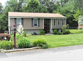 4710 Woodlake Dr, Allison Park, PA 15101