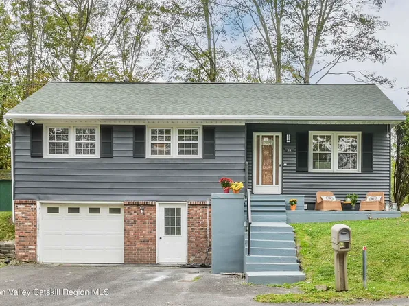 13 Marys Avenue, Saugerties, NY 12477