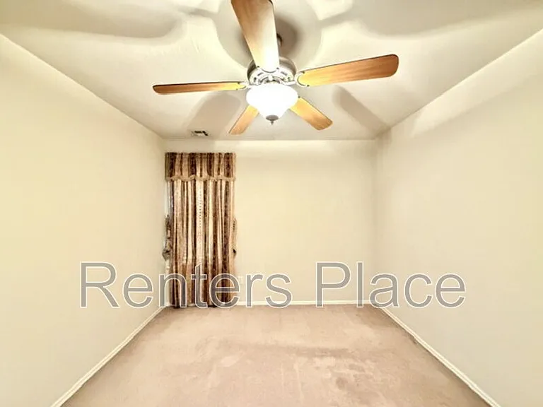 1012 S Desert Palm Ave — Photo 28