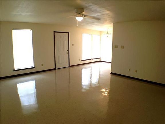 4th image of 4293 Lac Saint Pierre Dr APT 112