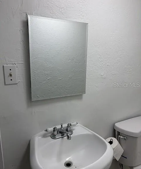 5719 14th St E — Photo 10