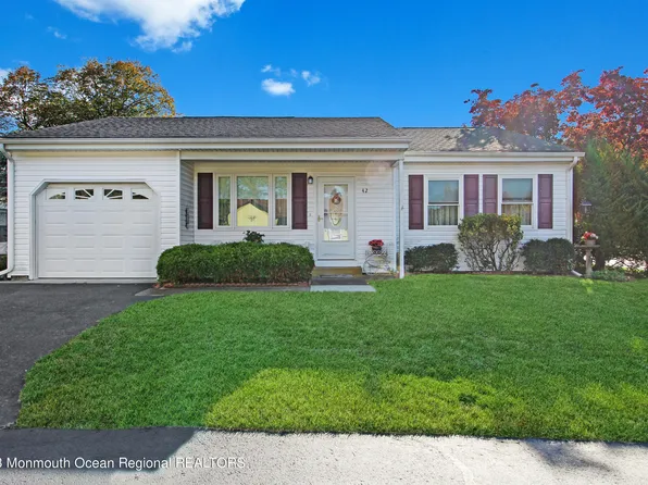 42 Falmouth Avenue, Whiting, NJ 08759