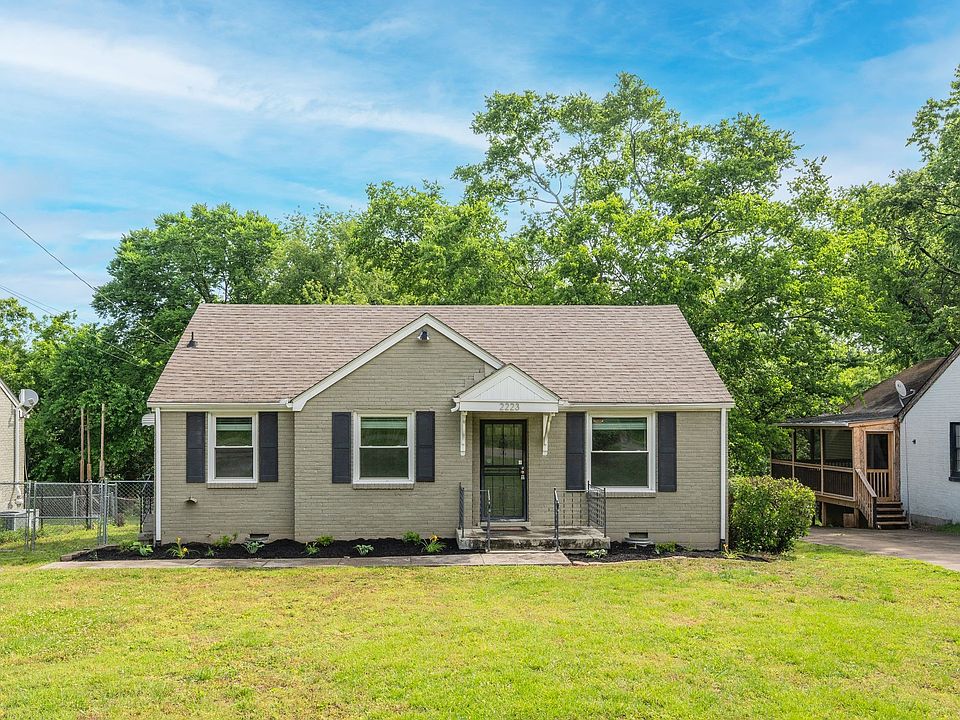 1st image of 2223 Fernwood Dr