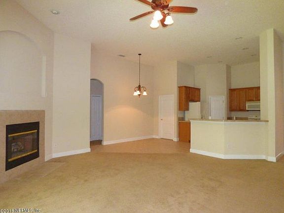 5th image of 605 Loire Ct