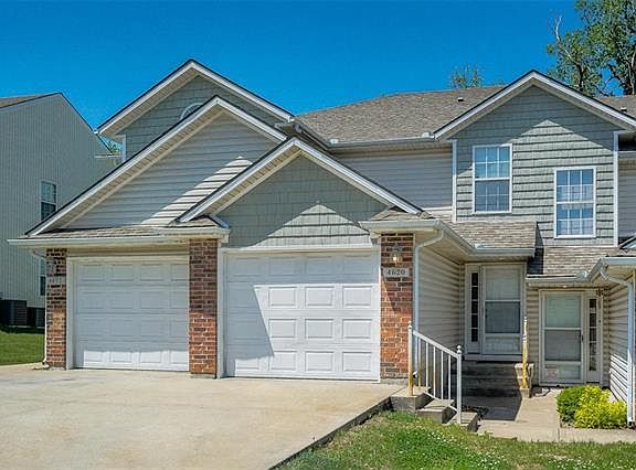 2nd image of 4620 Willow Ave