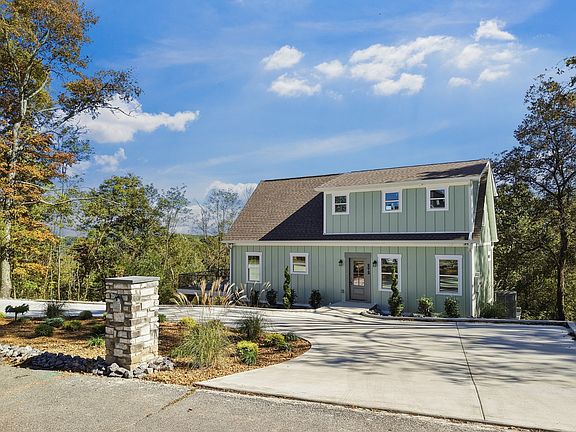 3rd image of 272 Davidson Rd
