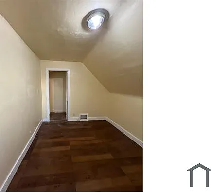 1516 S Union St — Photo 2