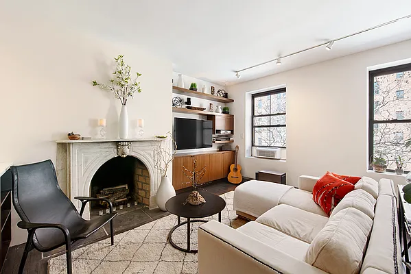 Sold by CORE | media 23