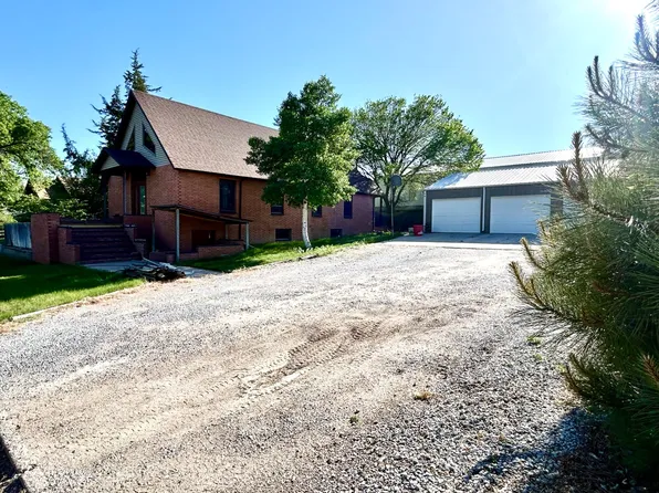 321 Buffalo St, Benkelman, NE 69021