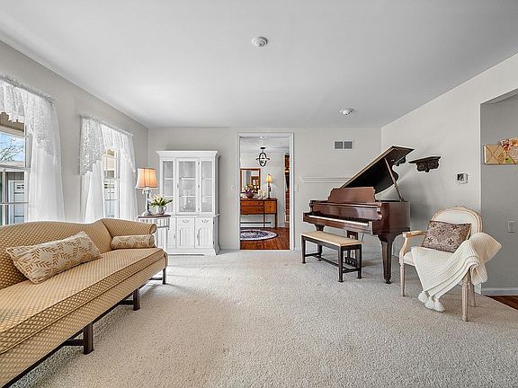 5th image of 21654 S Nadia Dr