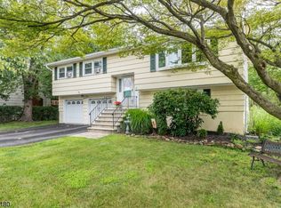 45 Mast Rd, Hopatcong, NJ 07843