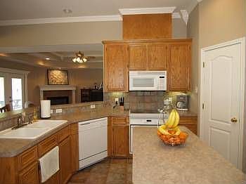 5th image of 4318 Lake Superior Dr