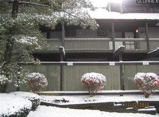 948 Snowfall Spur #27, Akron, OH 44313