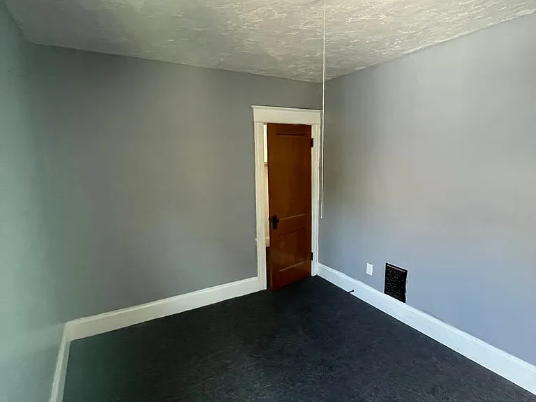 18 Robin St — Photo 18