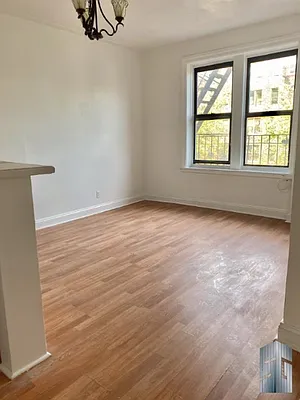 Rented by Skyline Group Real Estate | media 8