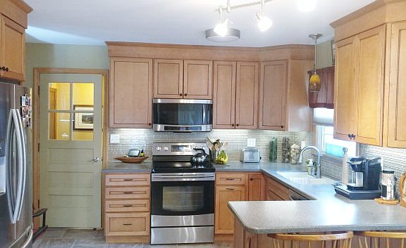 2nd image of 15 Saint Marks Ave