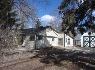 N6550 Juniper Rd, Delavan, WI 53115