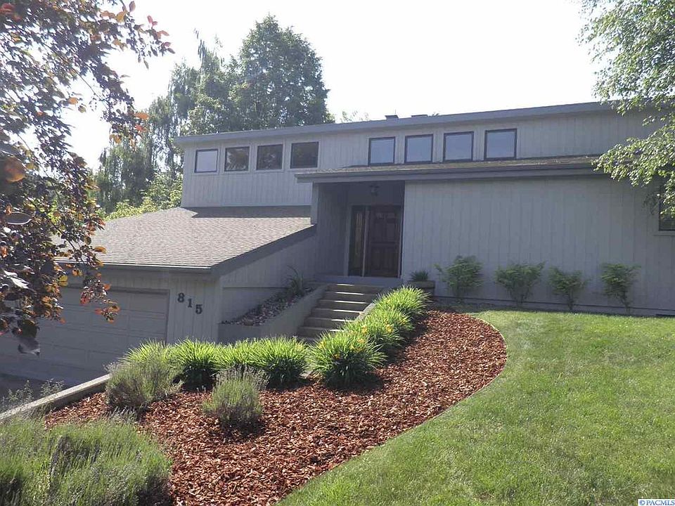 1st image of 815 SE Meadow Vale Dr