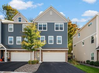 9626 Olive Ln N, Maple Grove, MN 55311