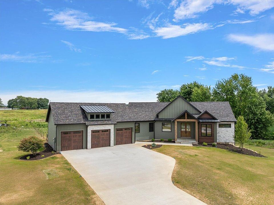 1st image of 8584 Bosque Dr SE