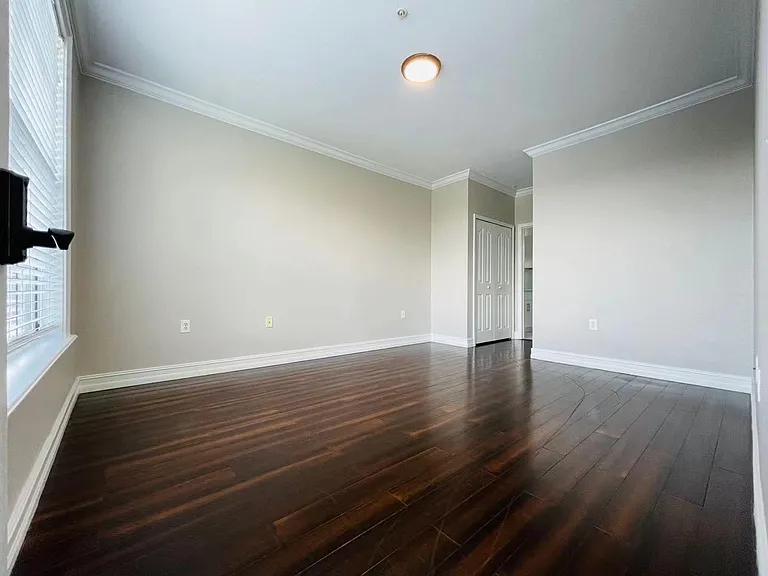 6117 Metrowest Blvd — Photo 22