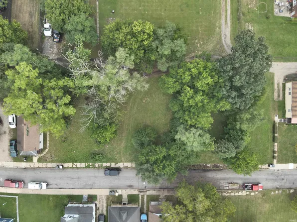 122 N Carlisle St, South Bend, IN 46628