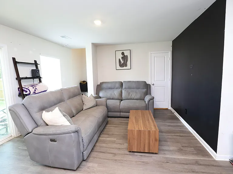 210 Bevington Brook Ln — Photo 18