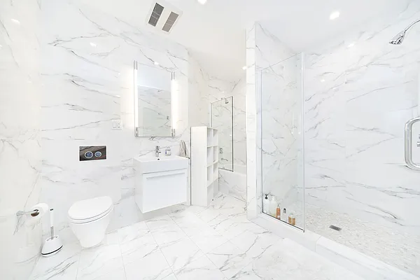 Rented by Compass | media 14