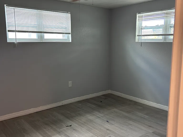 7715 Topay Ln — Photo 5