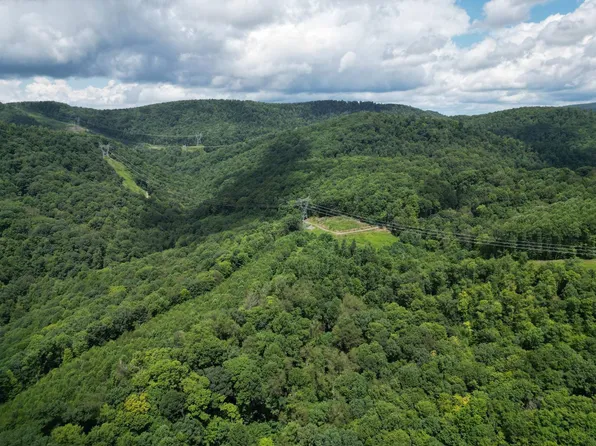 2615 Fill Hollow Rd, Tunnelton, WV 26444