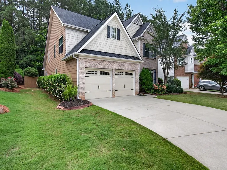 2935 Whitfield Ave — Photo 7