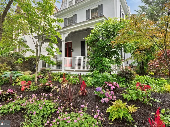 214 E Willow Grove Ave, Philadelphia, PA 19118