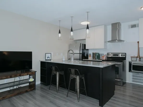 2302 E Side Dr APT 6, Austin, TX 78704