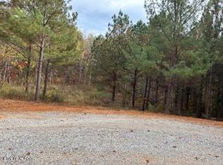 398 Cody Ln, Madisonville, TN 37354