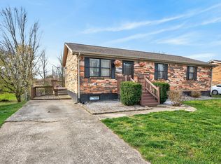 205 Laurel Ln, Nicholasville, KY