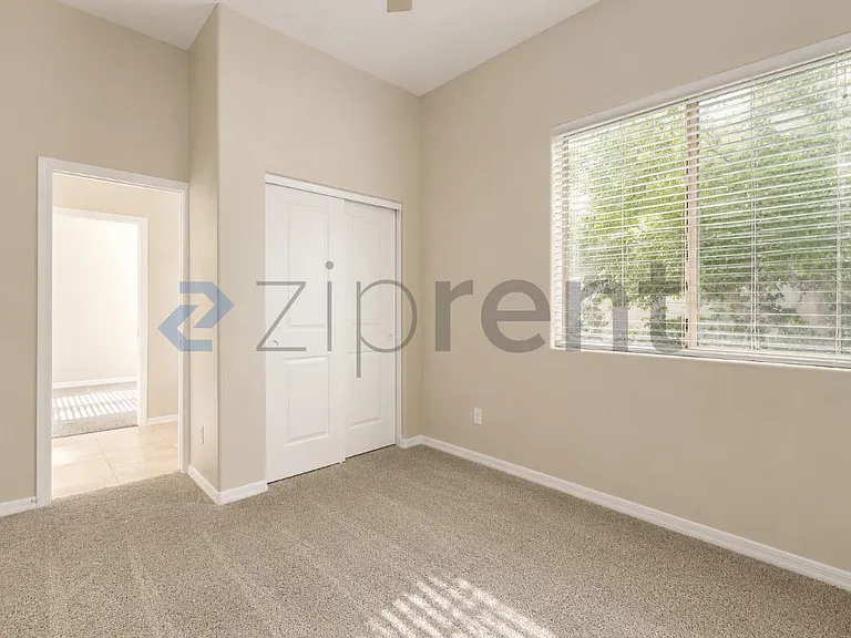 2315 E Pinchot Ave #128 — Photo 44