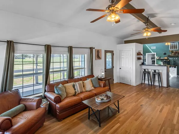 291 Private Road 7416, Wills Point, TX 75169