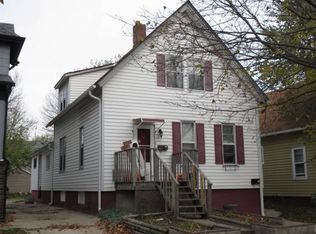 916 47th St, Kenosha, WI 53140