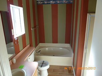 5th image of 6864 Rea Ave