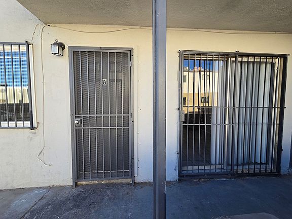 4th image of 520 Calcaterra Cir APT A