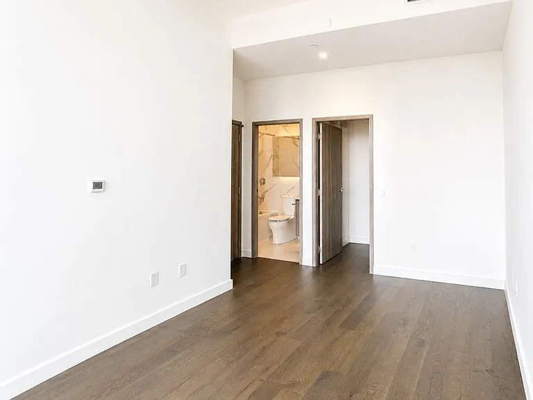 3 Concord Cityplace Way #Penthouse 8105 — Photo 20
