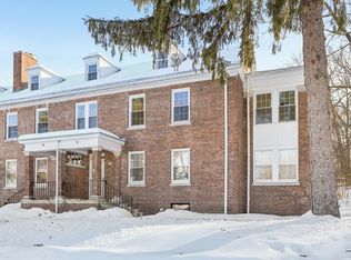 27 Elm Rd #D, Devens, MA 01434