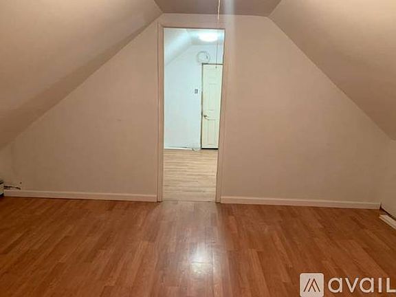 3rd image of 3767 Olinville Ave Floor 2