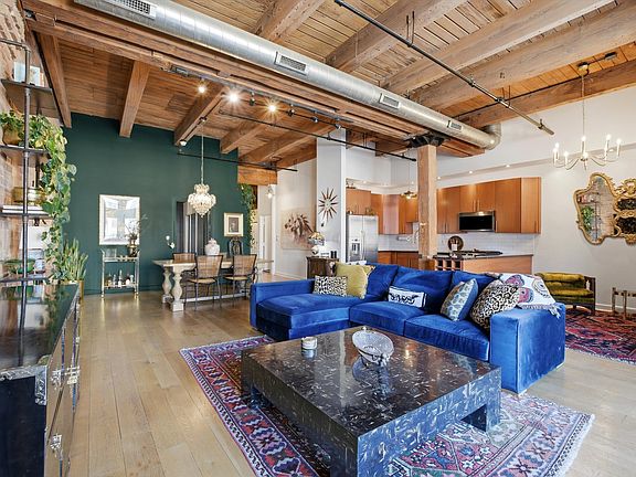 4th image of 400 S Green St APT 409