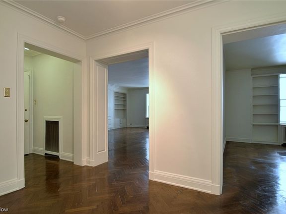 2nd image of 13415 Shaker Blvd APT 9E3