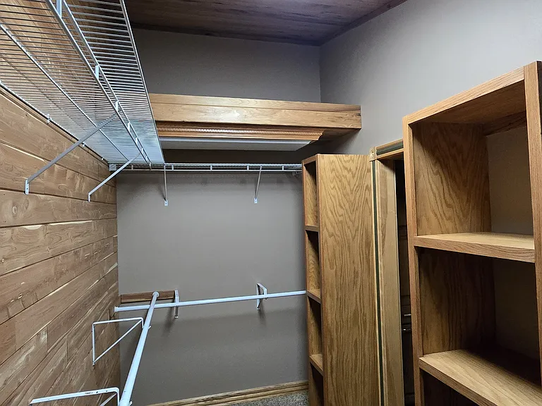 731 Sunset Blvd — Photo 14